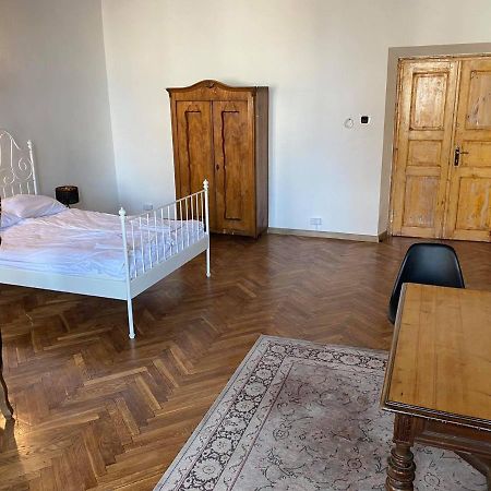 Main Square 18 King Apartament كراكوفيا المظهر الخارجي الصورة
