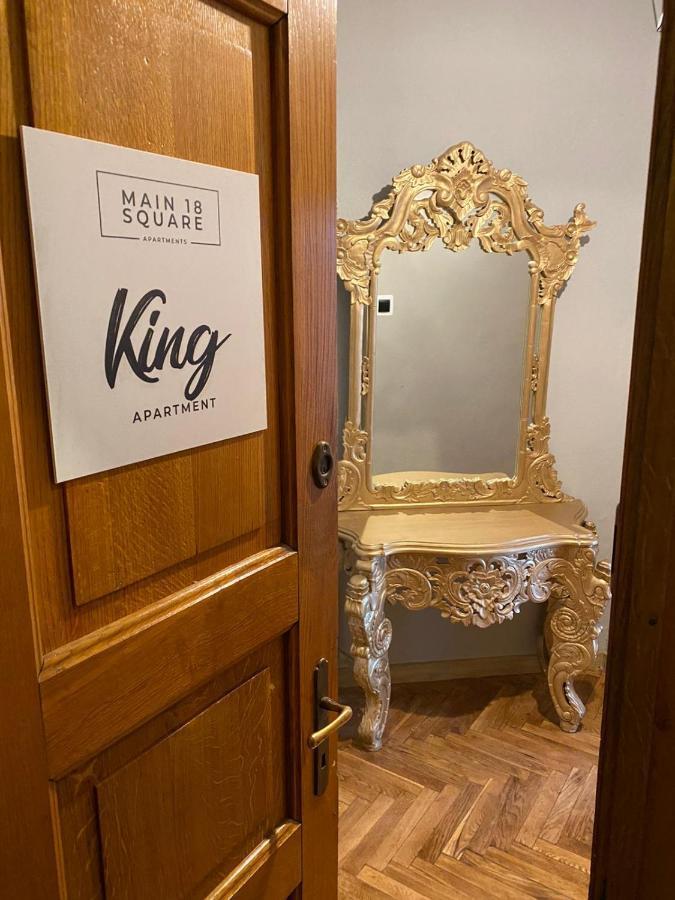 Main Square 18 King Apartament كراكوفيا المظهر الخارجي الصورة